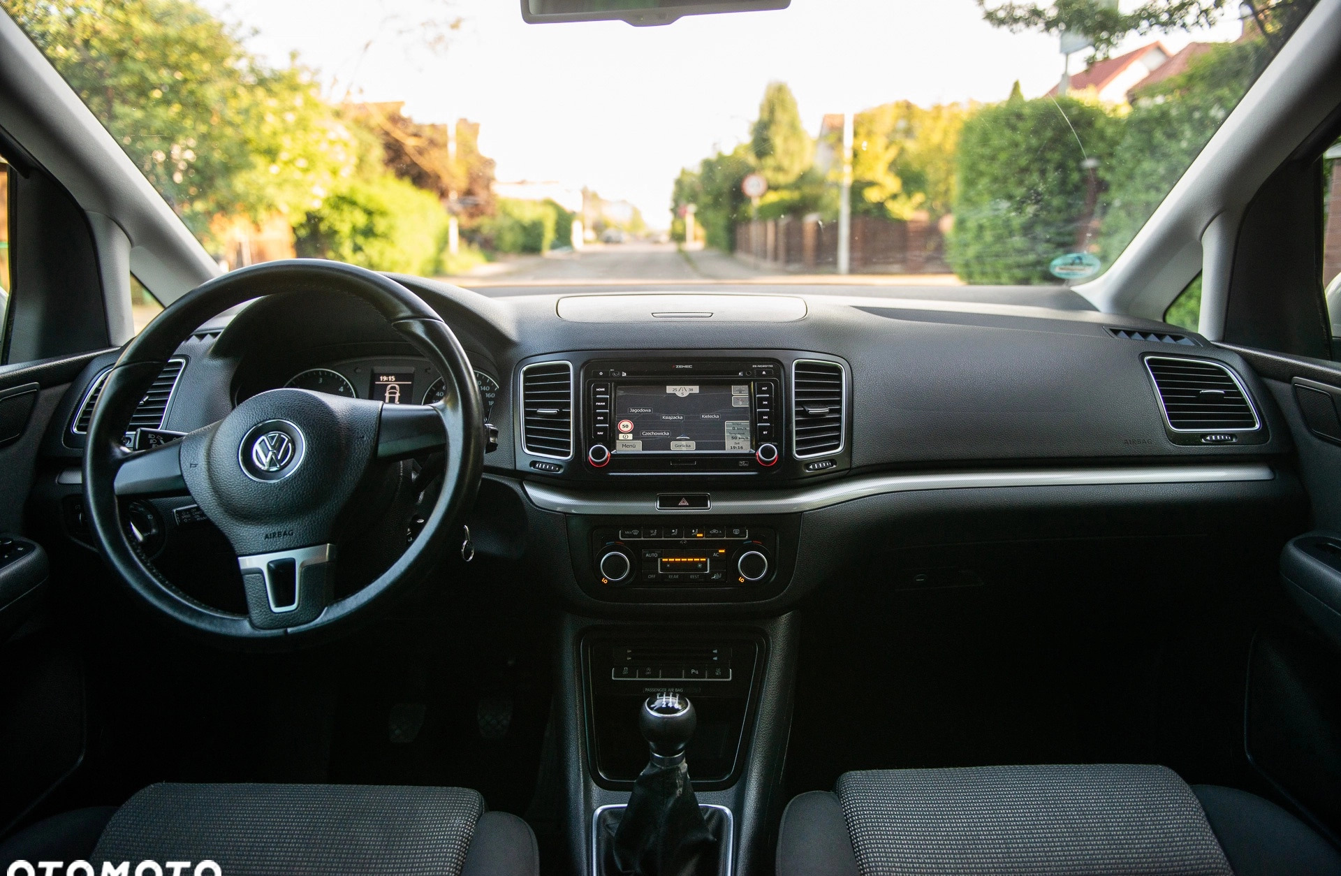 Volkswagen Sharan cena 42900 przebieg: 185000, rok produkcji 2011 z Szczecin małe 781
